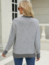 Pullover mit geripptem Rand und Fischgrätenmuster